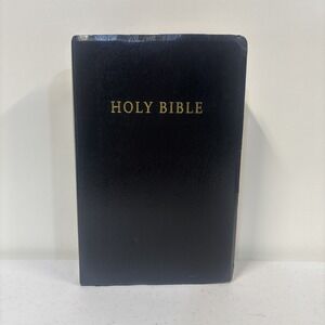 Holy Bible Tyndale New Living Translation Red Letter Gift & Award Edition